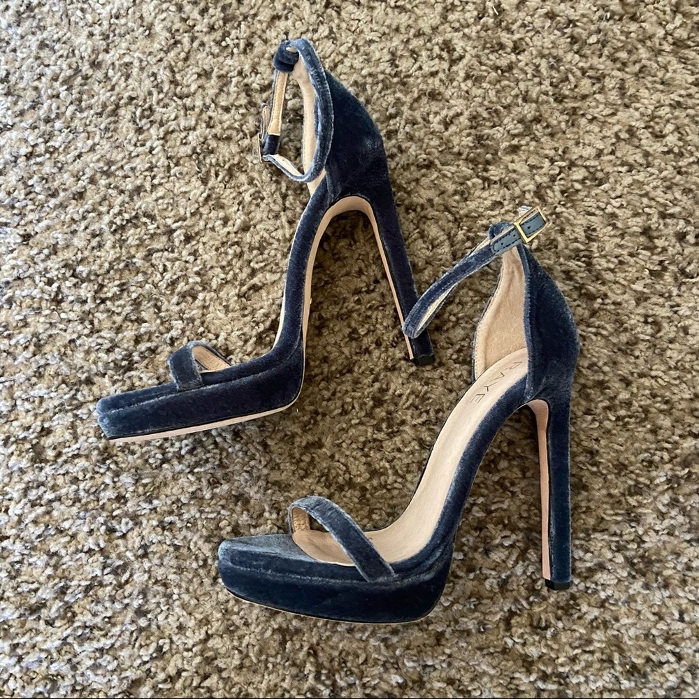 SOLD RAYE brynne velvet heels - Picture 2 of 10